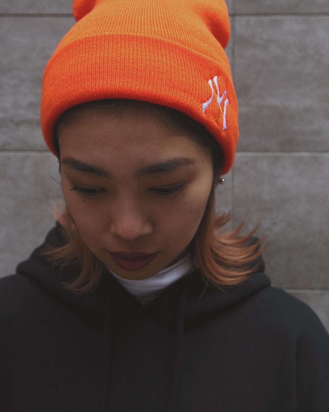 M BEANIE