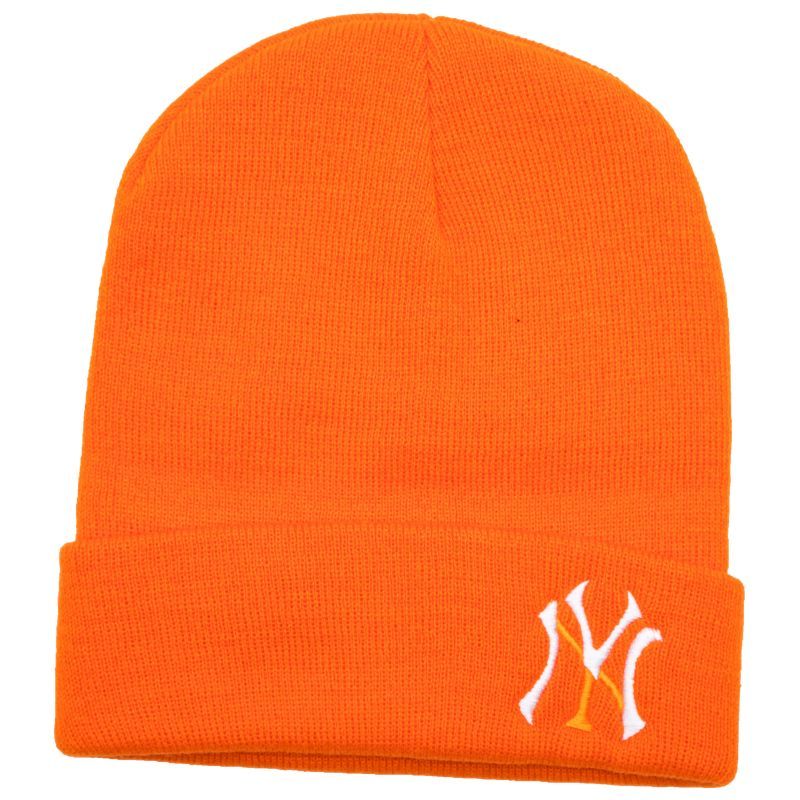 M BEANIE